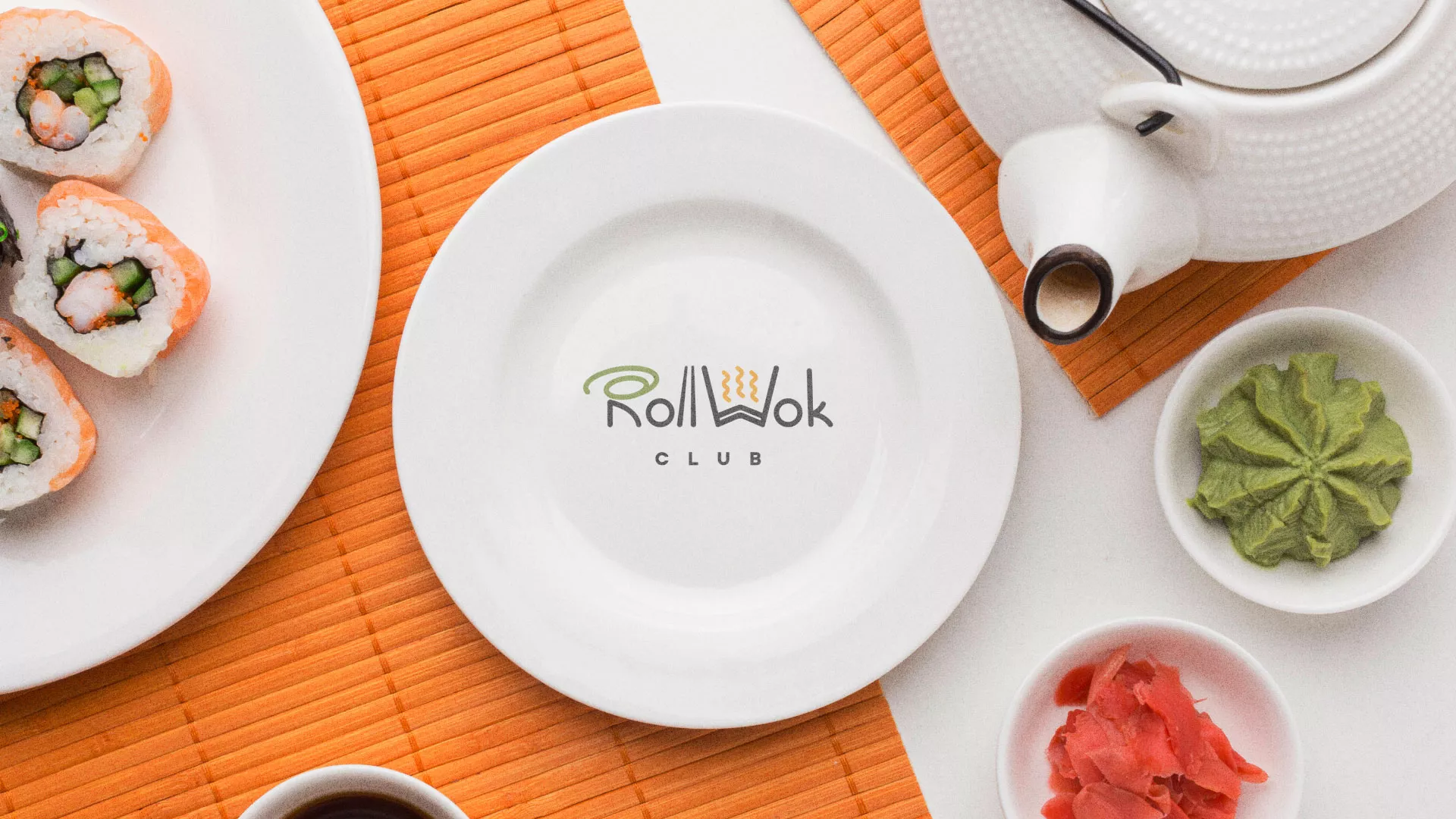 Разработка логотипа и фирменного стиля в Дигоре для суши-бара «Roll Wok Club» Разработка логотипа и фирменного стиля в Дигоре для суши-бара «Roll Wok Club»